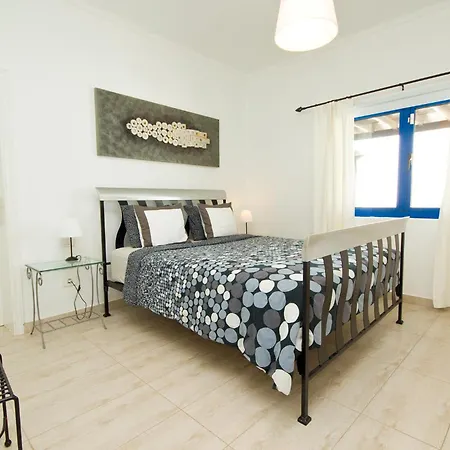 Vila Lucy - By Az
