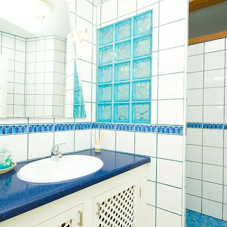 Vila Lucy - By Az
